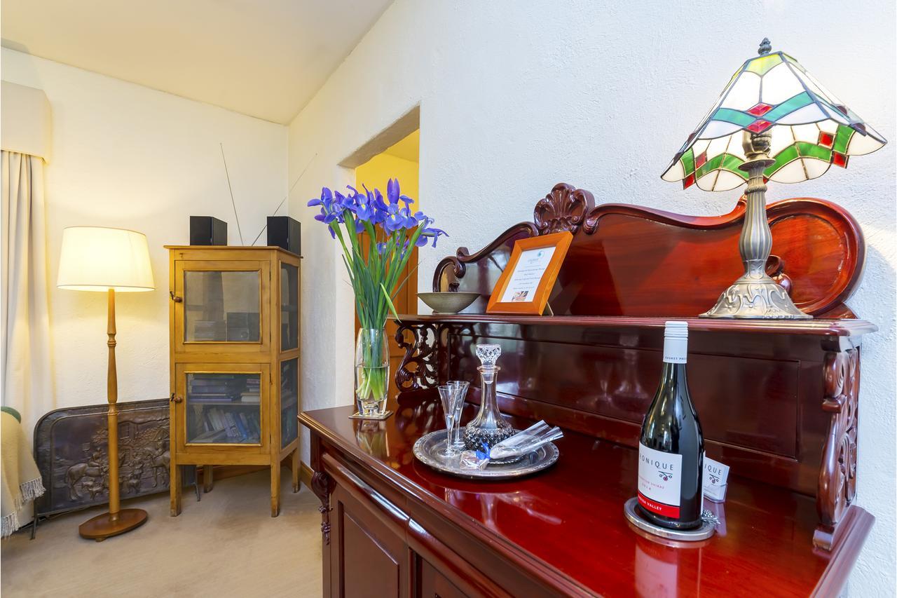 Country Pleasures Bed And Breakfast Angaston Exterior photo